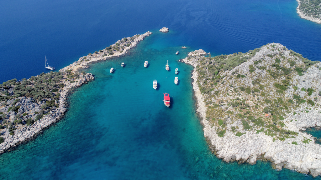 Coves in Antalya - Akvaryum Koyu (Kas)